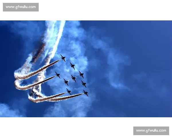 空中飞车双跳伞:当车手与座驾共舞蓝天